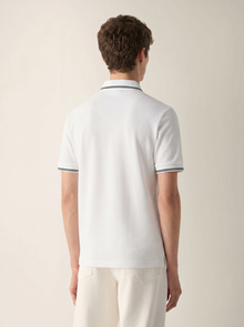 KT222 WHITE model back