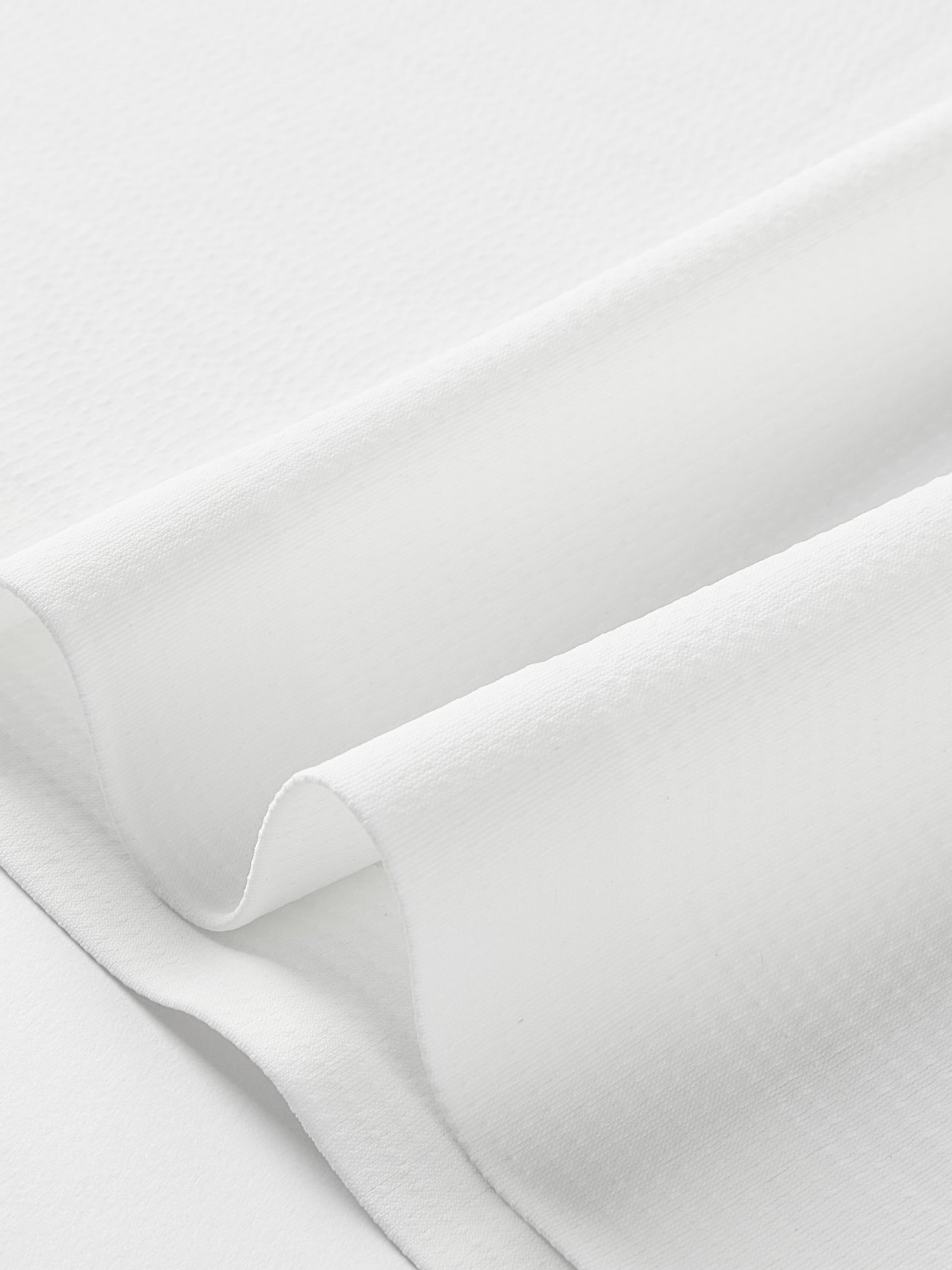 ITAZERO 8703 White fabric detail