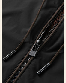 ITAZERO KB635 Black logo detail