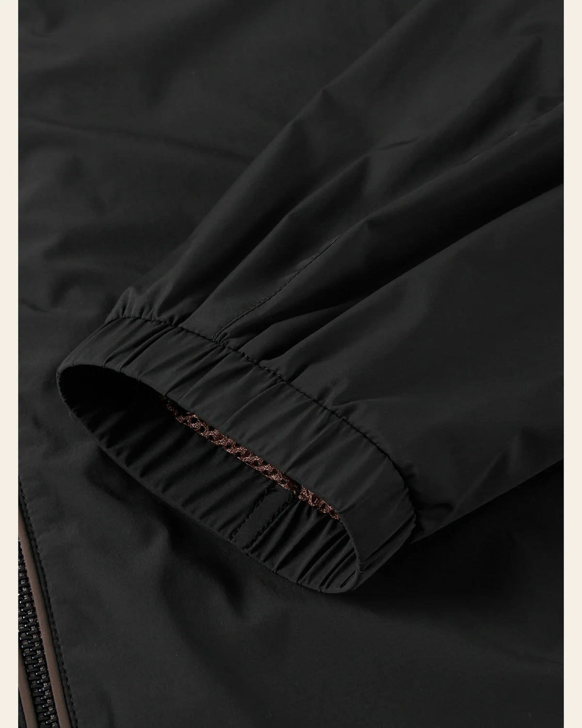 ITAZERO KB635 Black construction detail