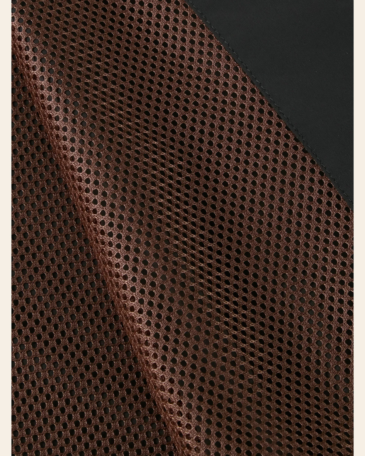 ITAZERO KB635 Black fabric detail